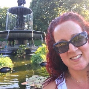 Meet your Posher, Casey